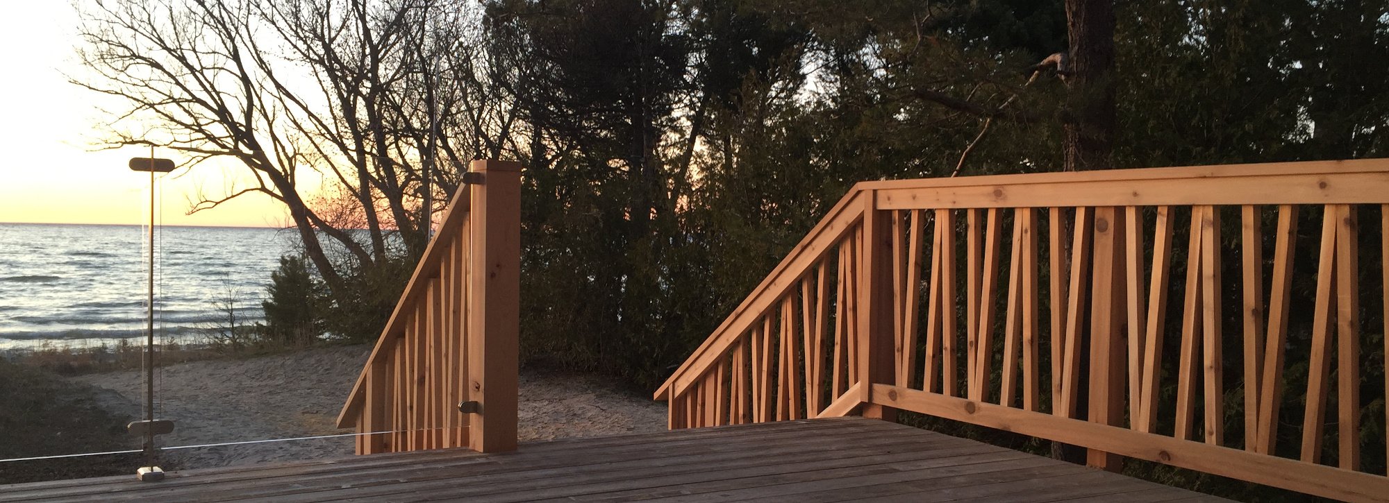 Cedar and Glass Railing Cedar and Glass Railing